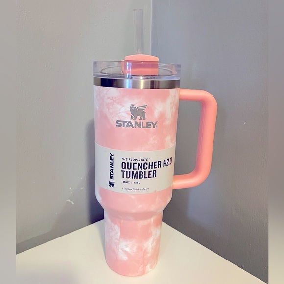 Stanley Other - 🌟RARE NWT- Stanley 40oz Adventure Quencher H2.0 Tumbler - Peach Tie Dye